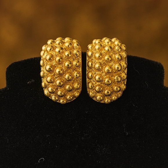 ✨ Vintage E. Pearl Signed Hugger Earrings – Lot of 3 Pairs - Picture 7 of 12